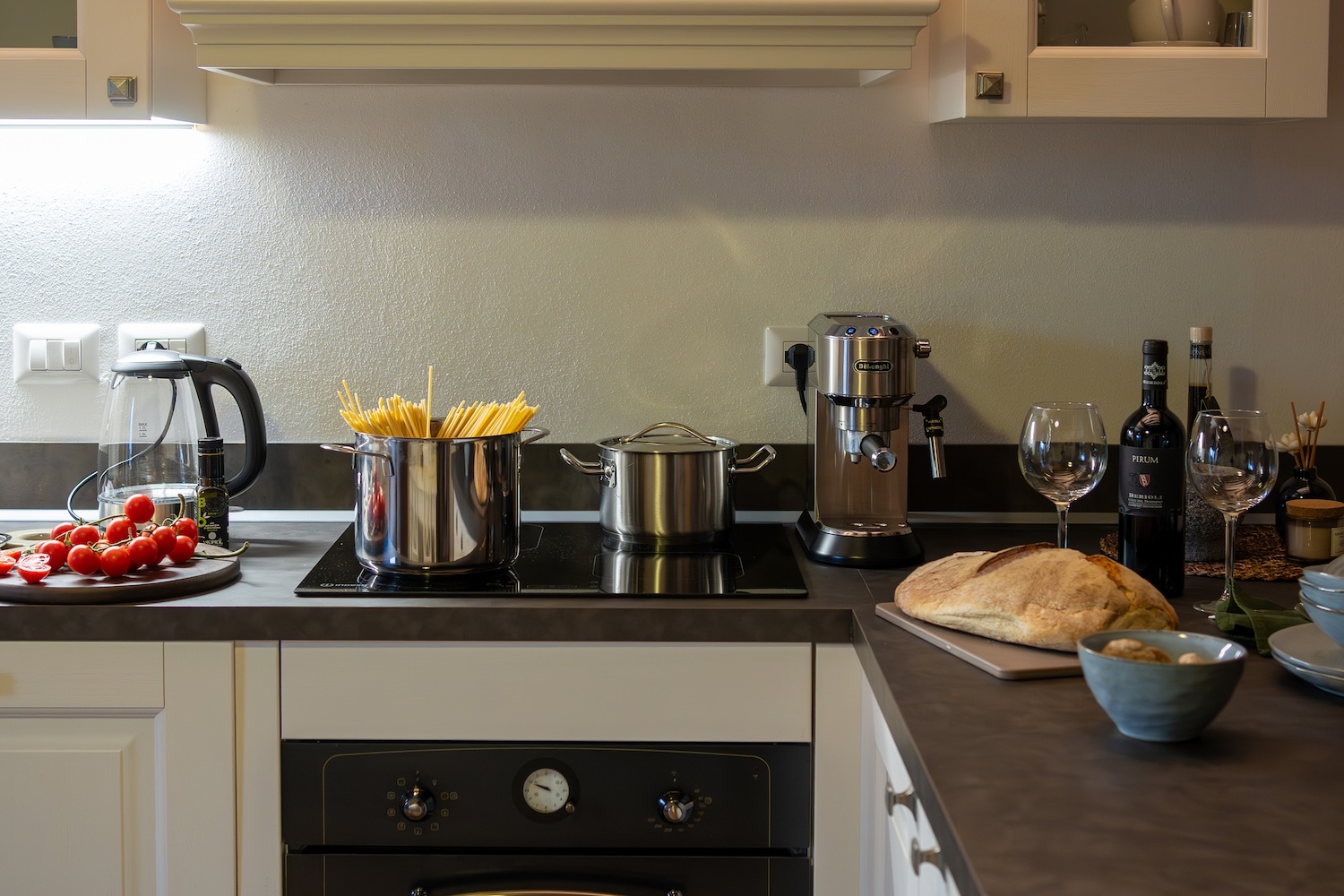 Fully equipped Italian kitchen