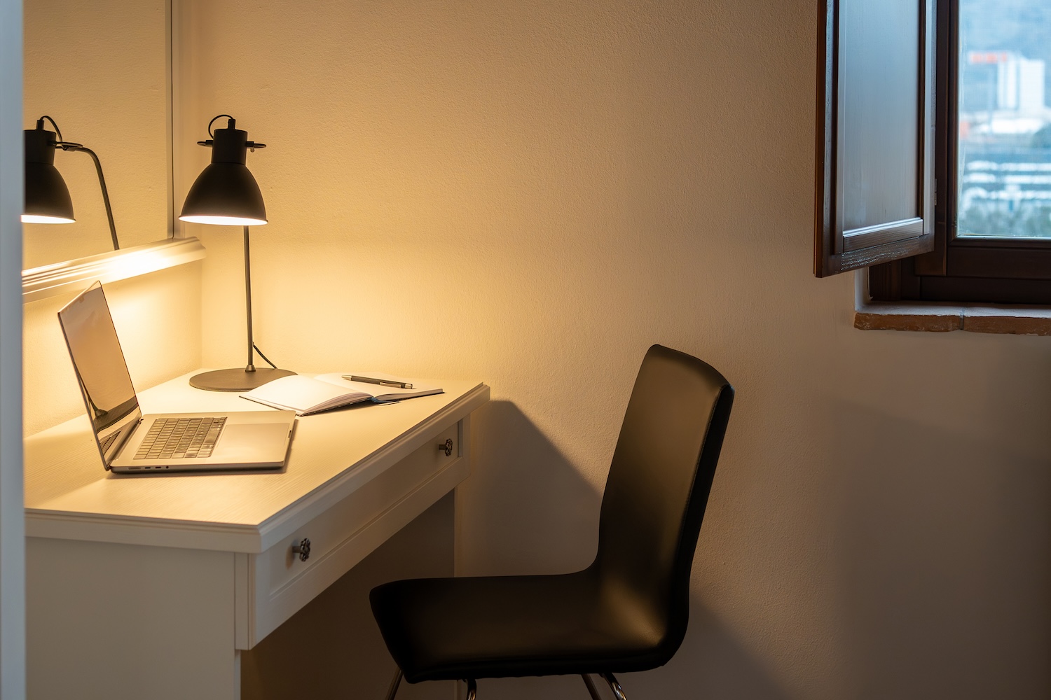 Writing desk